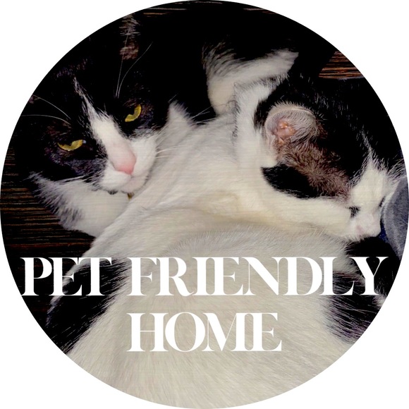 PET FRIENDLY HOME - Picture 1 of 1